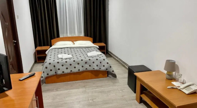 Номер Standard Hotel Tata Si Fii