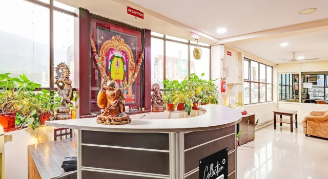 Suite OYO Collection O NAD Near Airport, Book Feriehus Visakhapatnam Andhra Pradesh