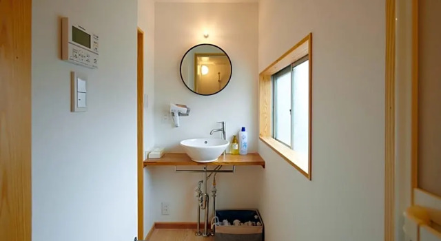 "Sasayama Jyokamachi Guest House KURIYA Semi Double Bunk Bed Cabin for 2-4 Pax - Vacation STAY 91845 ", Prenota Affittacamere Affittacamere a Hyogo, Affittacamere