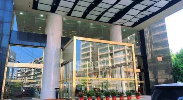 Jiulong International Hotel (Wuhan Yellow Crane TowerRailway Station), Prenota Hotel Hotel a Hubei con parcheggio, Parcheggio