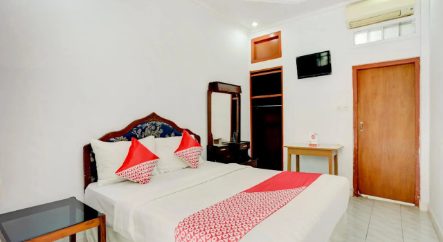 Двухместный люкс Hotel O Ratu