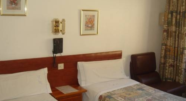 Hotel Ayma, Забронировать Отель Отели Аринсал с завтраком, рядом с Горнолыжный подъемник Лес Фонтс, Завтраки
