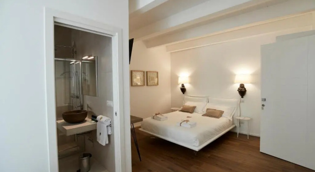 Полулюкс Iulius Suite & spa