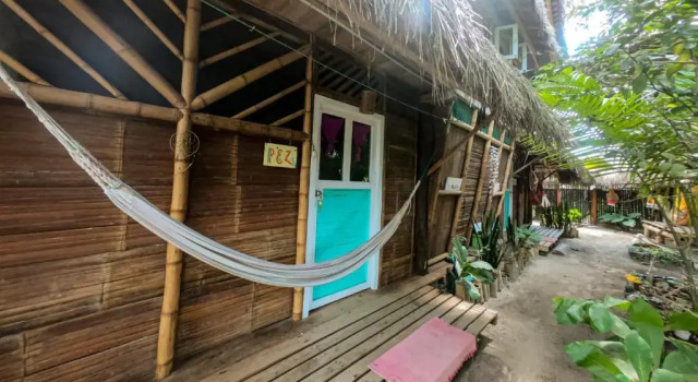 Raices Mompiche, Rezervasyon Otel Ruta del Sol ucuz oteller