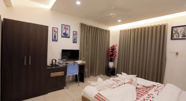 Leena Resort