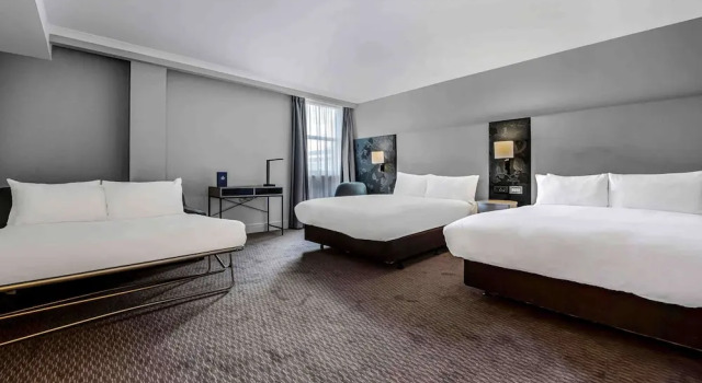 Номер Deluxe Doubletree By Hilton London Kensington