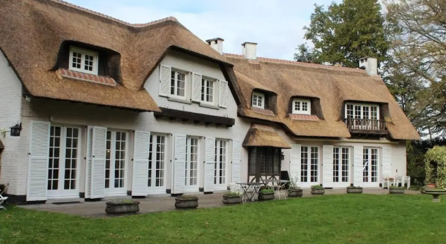 Villa Monceau, Đặt Biệt thự Ottignies-Louvain-la-Neuve 
