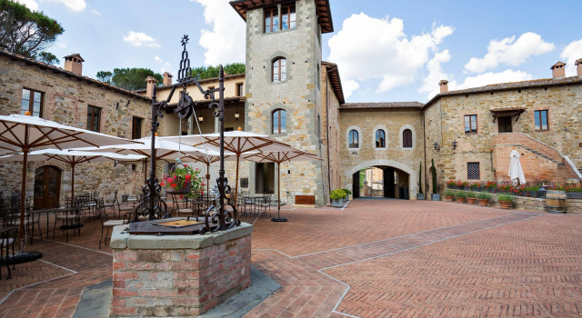 Castel Monastero - The Leading Hotels of the World, Забронировать Отель Бизнес-отели Кьянти, 4* 5*