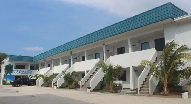S.R Paradise Beach Resort Hotel, Rezerwuj Ośrodek wypoczynkowy Hotele w Ilocos Region z parkingiem, Parking