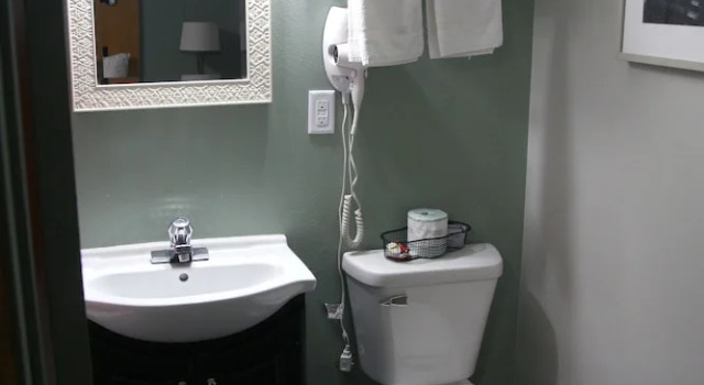 Номер Deluxe South T Motel