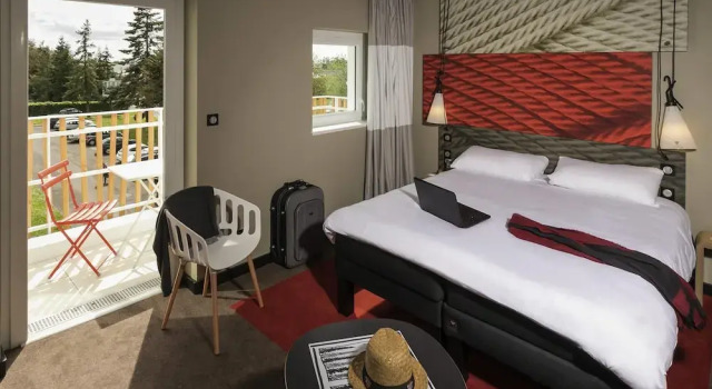 Двухместный семейный номер Premium с балконом ibis Nantes Saint Herblain