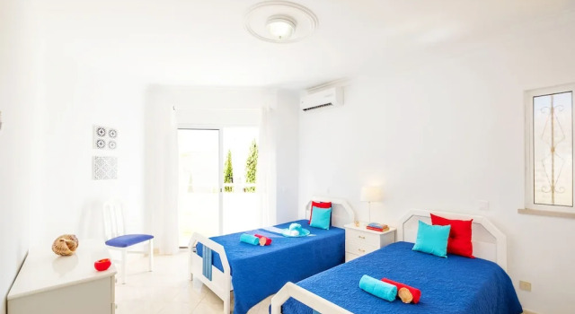 Вилла с 5 комнатами с балконом и с видом на море Villa Grace Bay - Vista mar, piscina e BBQ - Galé, Albufeira