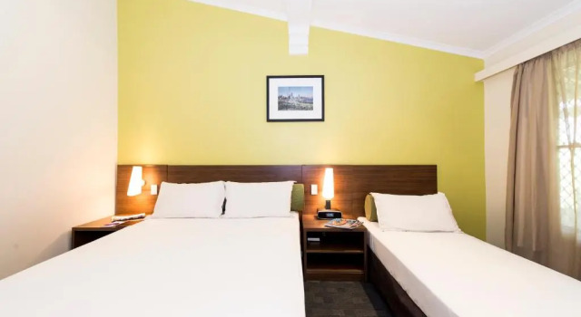 Трёхместный номер Standard Ibis Styles Karratha