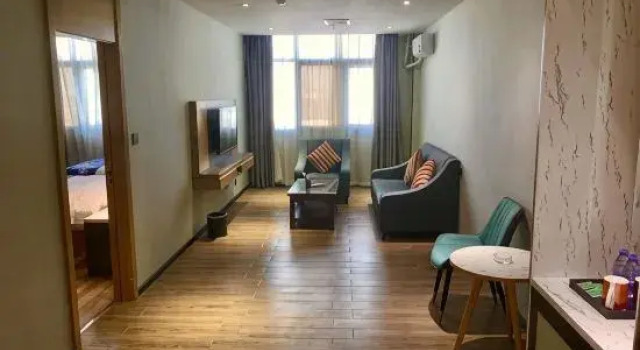 Люкс Executive c 1 комнатой Yeste Hotel (Anji Passenger Station Xijin Metro Station)