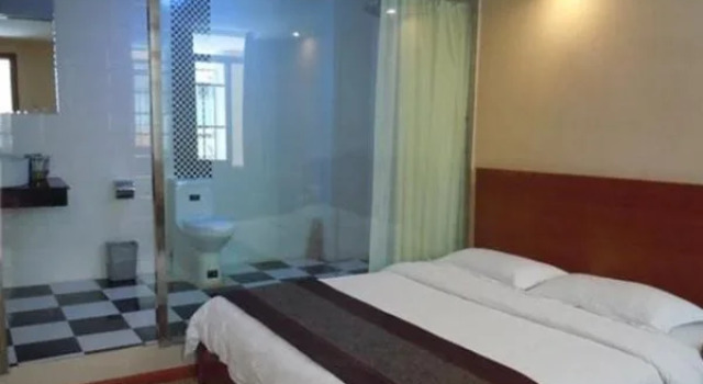 Kunming Tengyi Hotel, Prenota Hotel Wuhua District Kunming