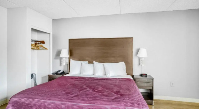 Люкс OYO Hotel Burlington South