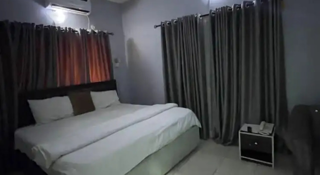 99 Apartment and Lounge Ltd