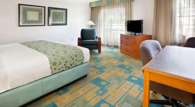 Двухместный номер La Quinta Inn by Wyndham Austin Oltorf