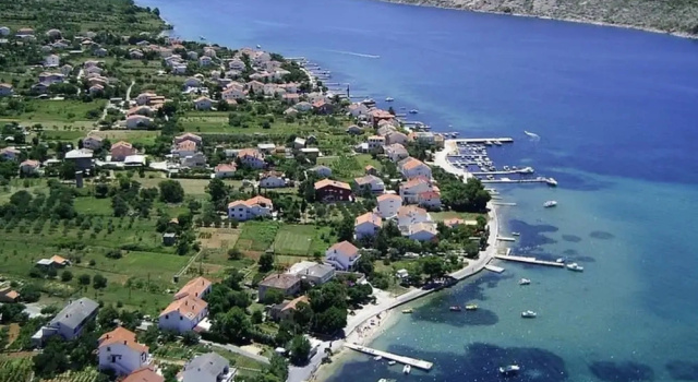 Студия c 1 комнатой с балконом и с видом на океан Seafront Studio on the Island of Rab