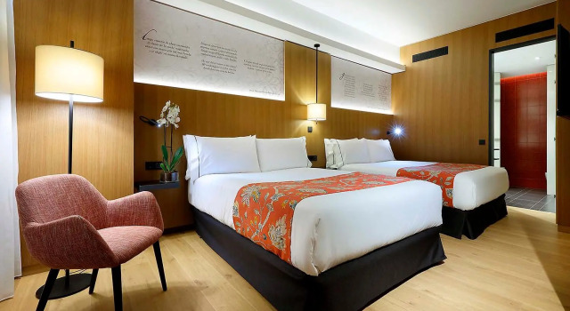 Трёхместный номер Áurea Catedral by Eurostars Hotel Company