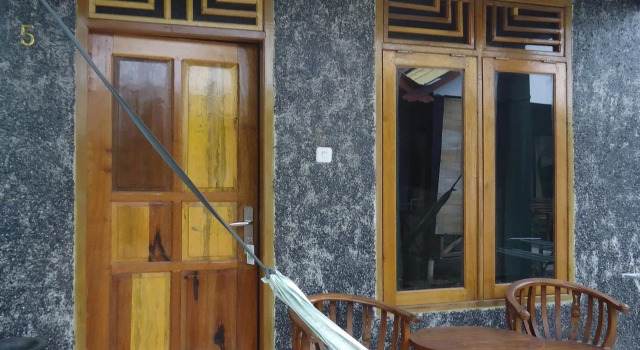 Coral Voice Homestay & Bar