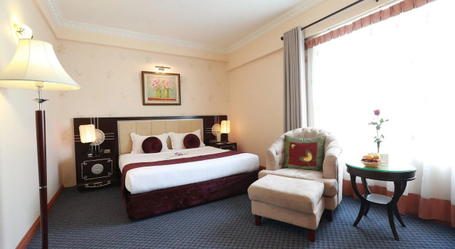 Номер Executive Flower Garden Hotel