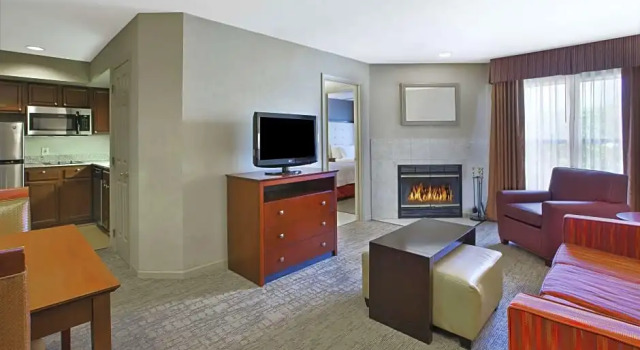 Четырёхместный номер Standard Homewood Suites by Hilton Dayton Fairborn