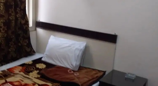 Одноместный номер Standard с балконом Isis Hostel 2