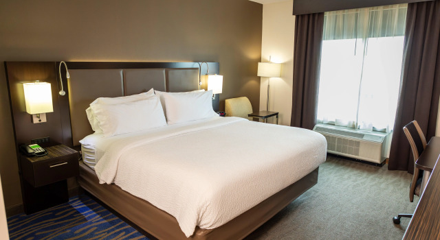 Holiday Inn Paducah Riverfront, an IHG Hotel, Prenota Hotel Paducah Kentucky