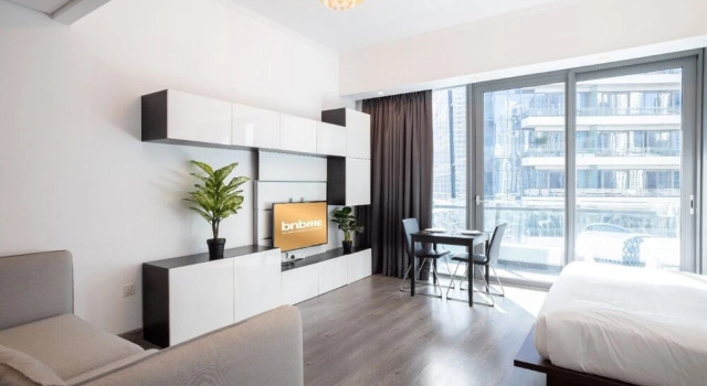 Classic Studio in the of the Marina Bnbmehomes, Забронировать Отель Джумейра , рядом с Dubai Marina Yacht Club
