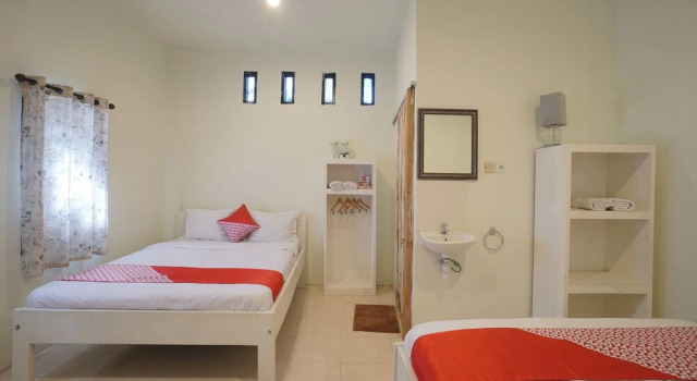 Cajoma Guest House by OYO Rooms