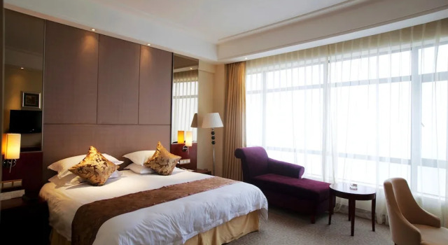 Люкс Deluxe Longting New Century Hotel Qiandao Lake