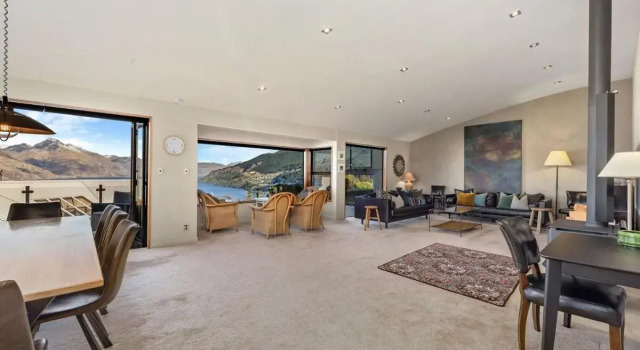 Alpine Luxury on London, Забронировать Вилла Куинстаун 