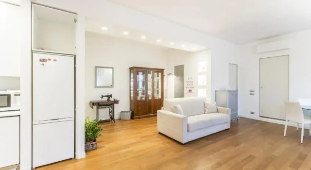 Gavirate House MM Lotto, Book Hotel Milan Lombardy