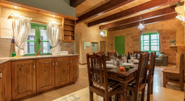 Gozitan Farmhouse with Pool - PP 3, Prenota Hotel San Lawrenz Gozo