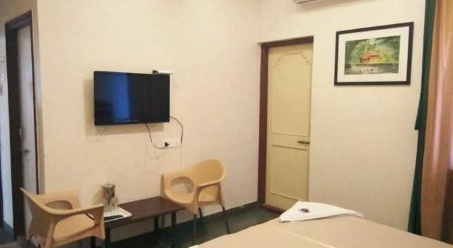 Dhanashree Hospitality - Bar,Restaurant & Lodging