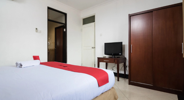 Standard chambre RedDoorz Plus at Buah Batu