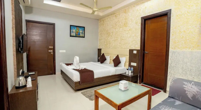 Номер Superior Hotel Sawamani - 100 Meters from Khatushyam ji