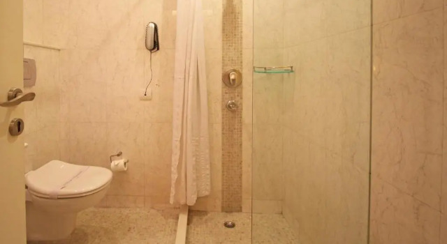 Трёхместный номер Deluxe Hotel Bright