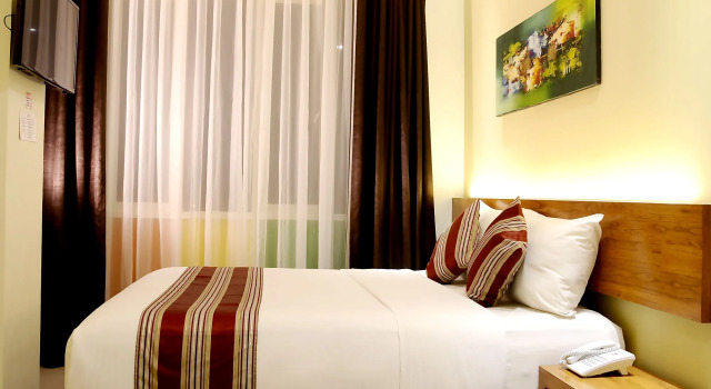 Biz Boulevard Hotel