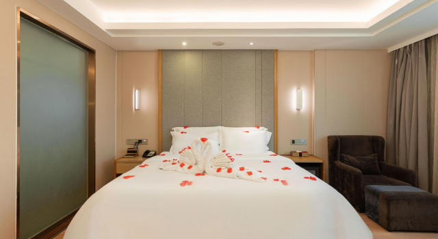 Lavande Hotels Guangzhou Fangcun Huadiwan Metro Station