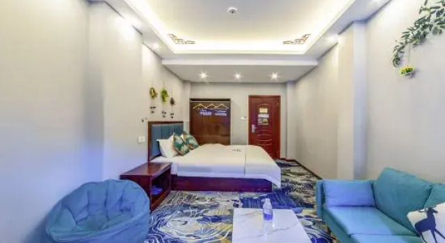Семейный люкс с 2 комнатами Daocheng Yading Shangra Hotel