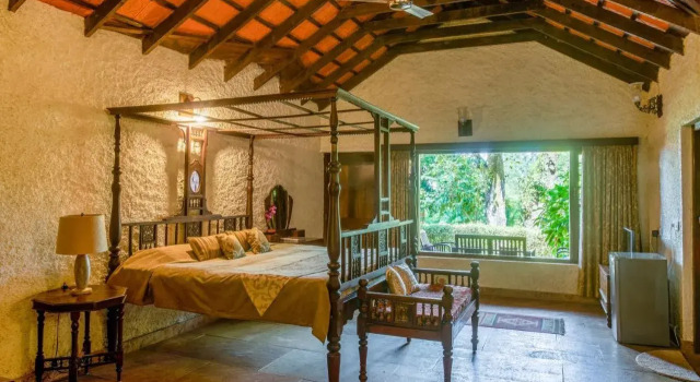 Urvinkaan - An Estate Hotel Chikmagalur, Rezerwuj Hotel Hotele w Bangalore z parkingiem, Parking