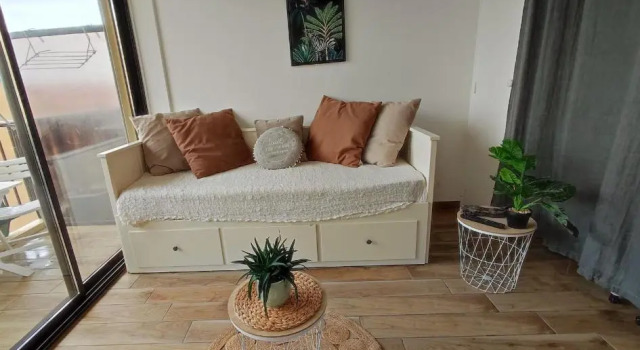 Beau studio à 1 minute de la plage
