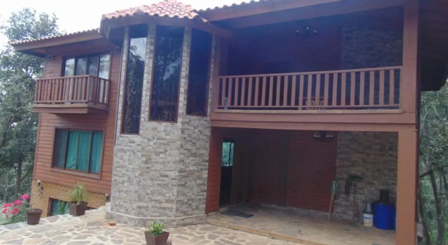 Cabaña dentro del Bosque para 24 Personas, Réserver Hôtel Hôtels à Mazamitla avec parking, Parking
