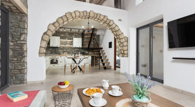 La Casa Di Pietre 2 in Rhodes