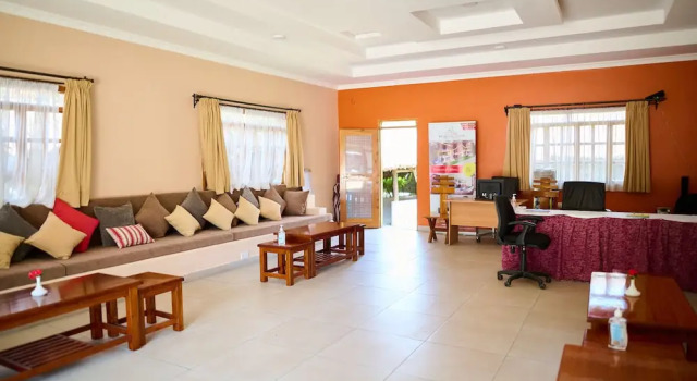 Pelican Lodge - Lake Elementaita, Book Hotel Hoteller i Gilgil med pool, Swimmingpool