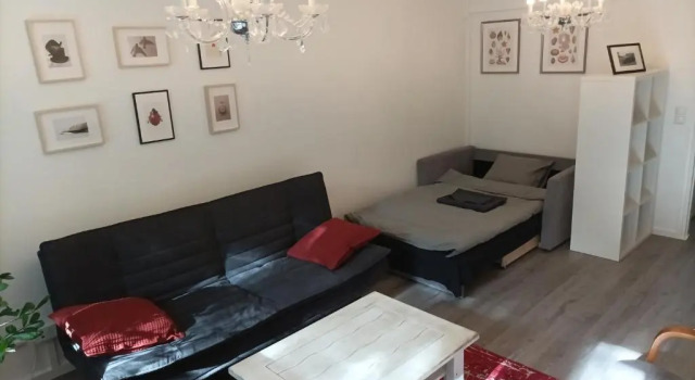 Ihan Puotilan Metron lähellä, Book Hotel Itäinen Suurpiiri Helsinki