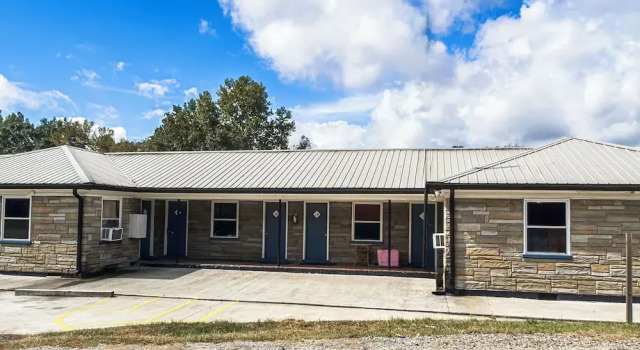 Colony Inn By OYO Columbus US-280