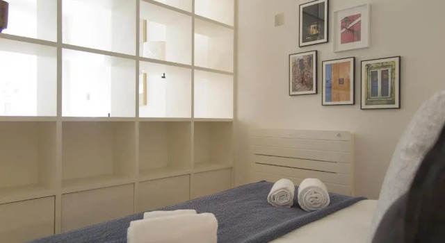 Chiado bright modern apt with ac elevator, Забронировать Отель Лиссабон Эстремадура, рядом с Money Museum